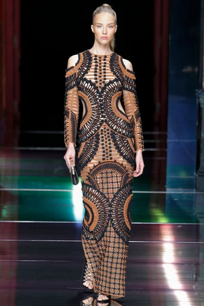 Look 18
